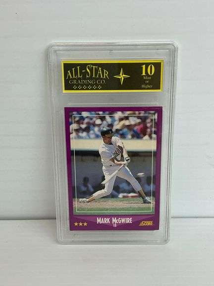 1988 Score Mark McGwire Graded Baseball Card image