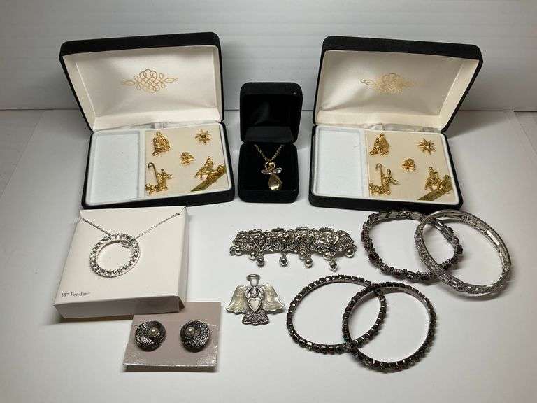 Jewelry Lot: Necklaces, Bracelets, Pins, and Earrings image