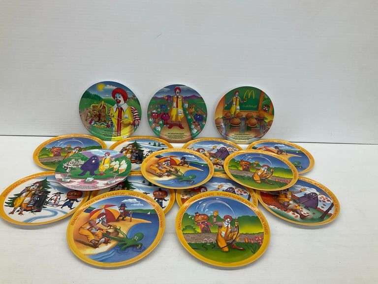 Vintage Lexington - McDonald's Ronald McDonald Children's Plates - Set of 16 image