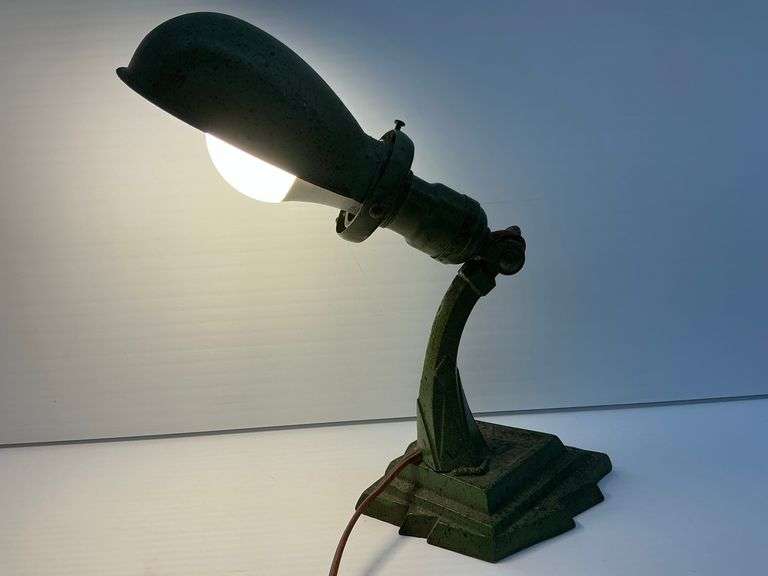 Art Deco Industrial Green Metal Desk Lamp, works image