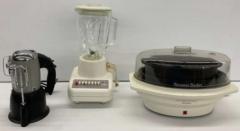 Sunbeam Hand Mixer, Singer Blender & Rival Steamer...all power on image