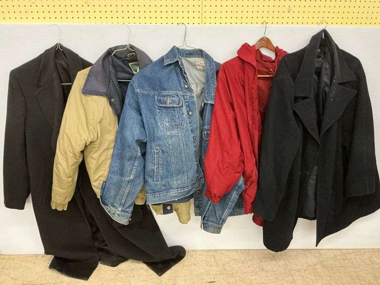 Assorted Men's Outerwear - Slates, London Fog, Wrangler, Private Club image