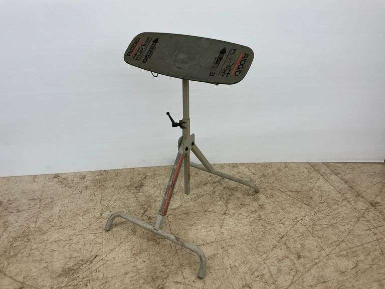 Ridgid Flip Top Portable Work Support Stand image