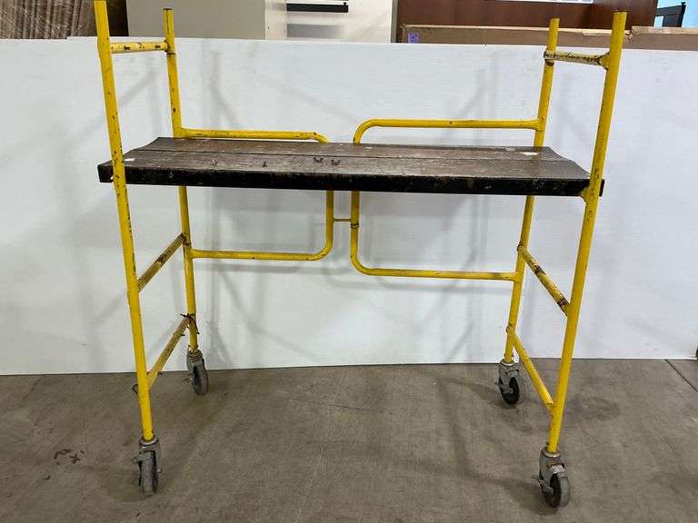 Rolling Scaffolding with Platform image