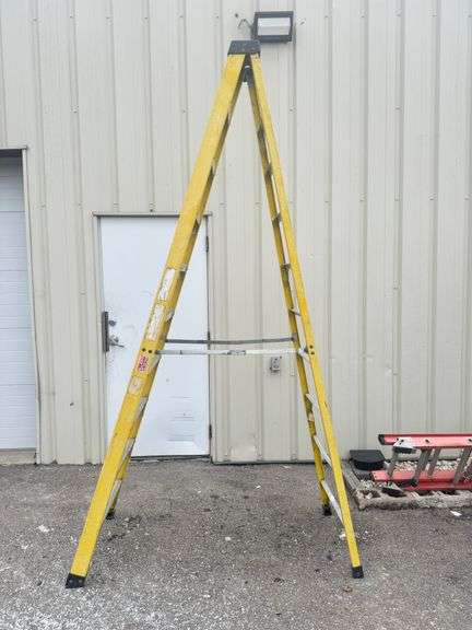 10 Ft. Yellow Fiberglass Step Ladder image