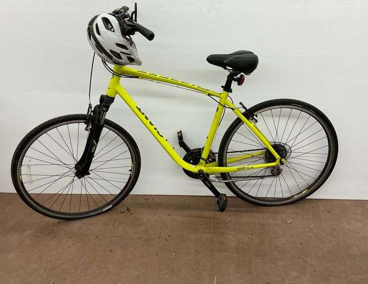 Giant Allux Bicycle with Helmet image