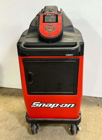 Snap-On D-TAC Elite Multitasking Battery and Electrical Diagnostic Station EECS306C image