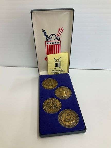 Bicentennial Commemorative Medallion Set image