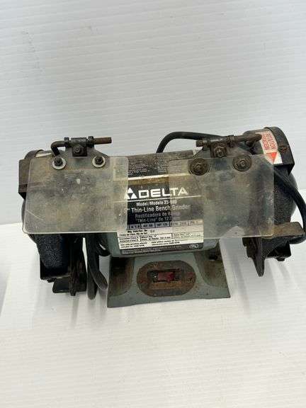 Delta 23-580 5 in. Thin-Line Bench Grinder... works image