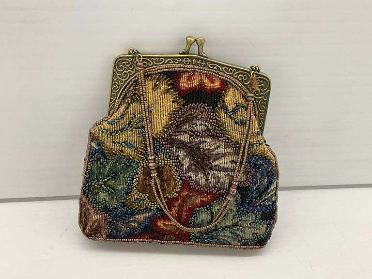 Jessica McClintock Beaded Tapestry Kiss Lock Clutch image
