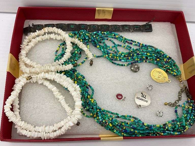 Necklaces and Bracelet Jewelry Lot image