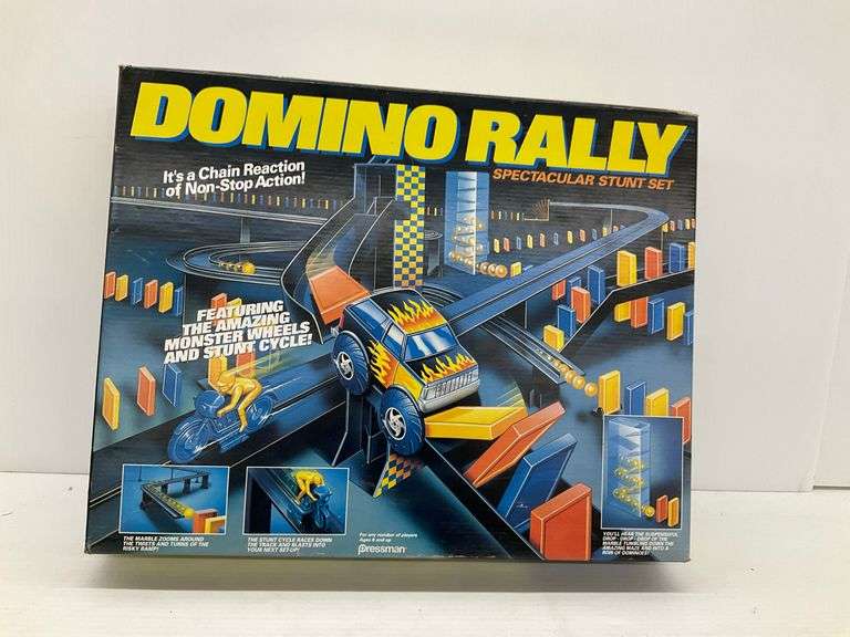 Domino Rally Spectacular Stunt Set image