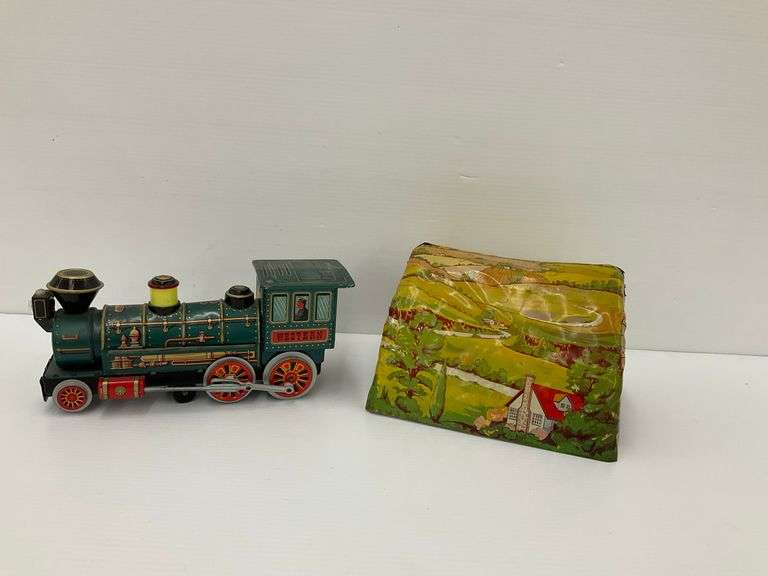 Vintage Marx Tin Litho Train Tunnel & Battery Operated Train Toy image