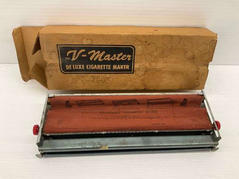 Vintage V-Master De Luxe Adjustable Cigarette Maker with Box image