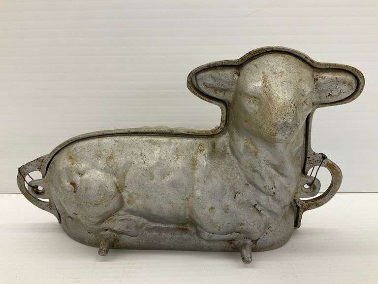 Lamb Shaped Cake Mold image