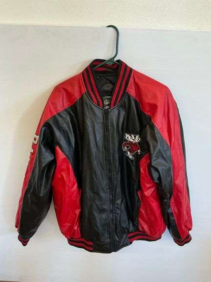 Steve & Barry's Wisconsin Badgers XL Jacket image