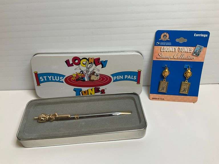 Looney Tunes Collectibles: Pen Pals Stylus Tin w/Pen and USPS Stamp Earrings image