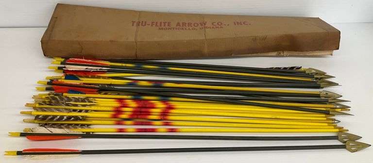 Tru-Flite Arrow Co. Arrows Original Box w/Assorted Arrows image