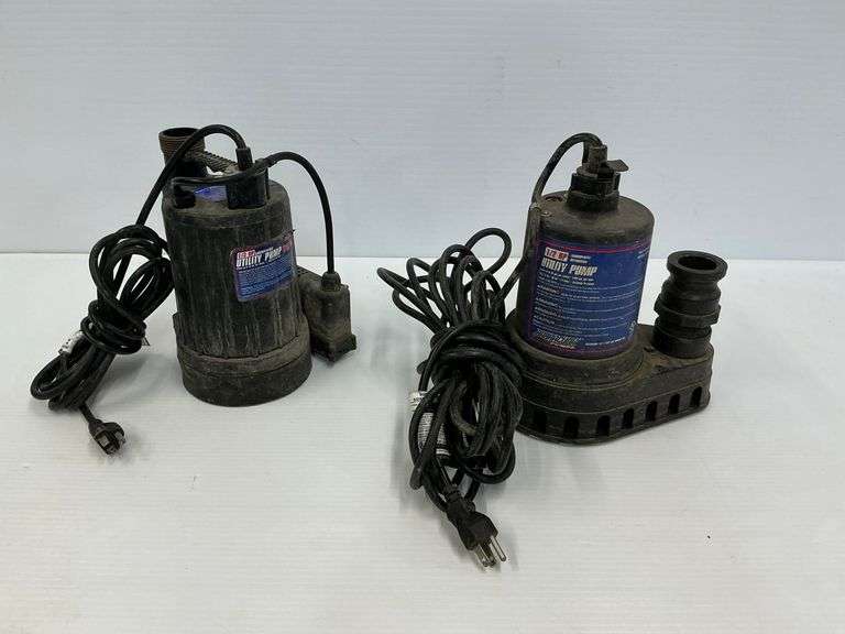 Lot of 2 Utility Sump Pumps, Barracuda 1/2 HP & Fully 1/3 HP image