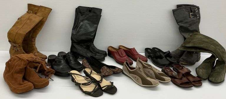 Women's Footwear: Boots, Sandals, Flats - Naturalizer, Boulevard, Rialto, Rocketdog, Glacee, Annies image