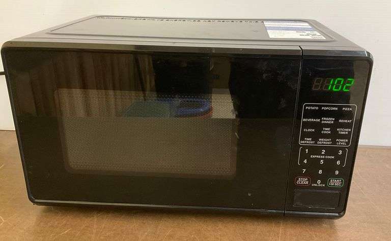 Mainstays MS8436127995-01 Microwave Oven, works image
