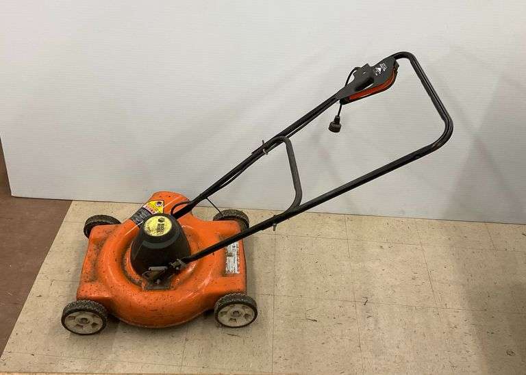 Black & Decker Electric Lawn Mower image