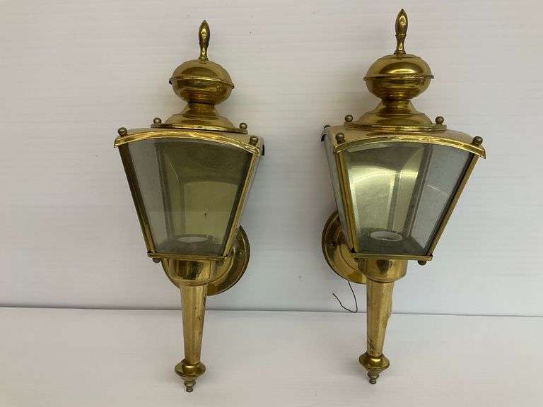 Pair of Brass Wall Mount Light Fixtures image