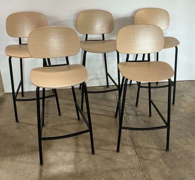 Set of Five Tondina Favaretto Bar/Counter Stools image