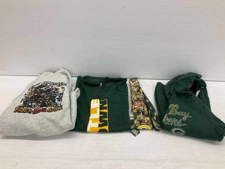 Green Bay Packers Apparel: Sweatshirt, T-Shirt, Hoodie, and Tie image