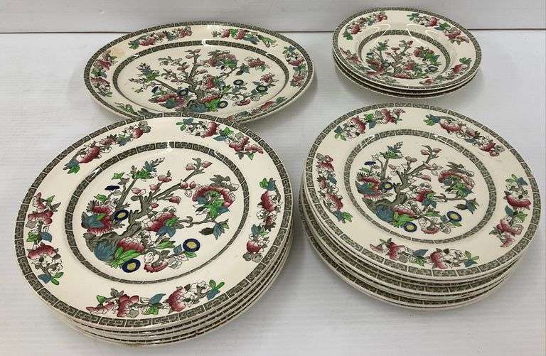 Johnson Bros Indian Tree Dinnerware image