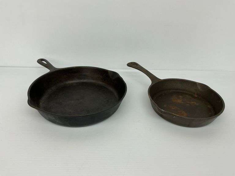 Cast Iron Cookware - 10-1/2 in. Skillet and Benjamin Medwin 8 in. Pan - Made in USA image