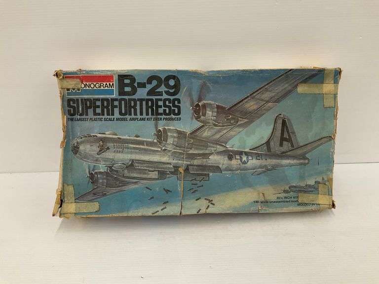 1977 Monogram B-29 Superfortress Diorama Model Kit image