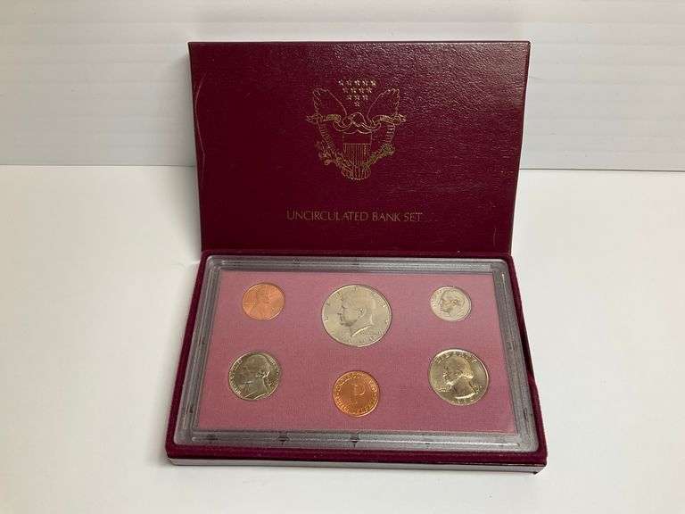 1990 Uncirculated Bank Set image