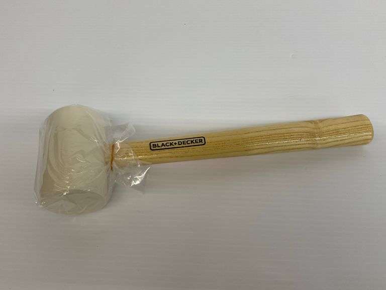 New Black & Decker 16oz White Rubber Mallet image