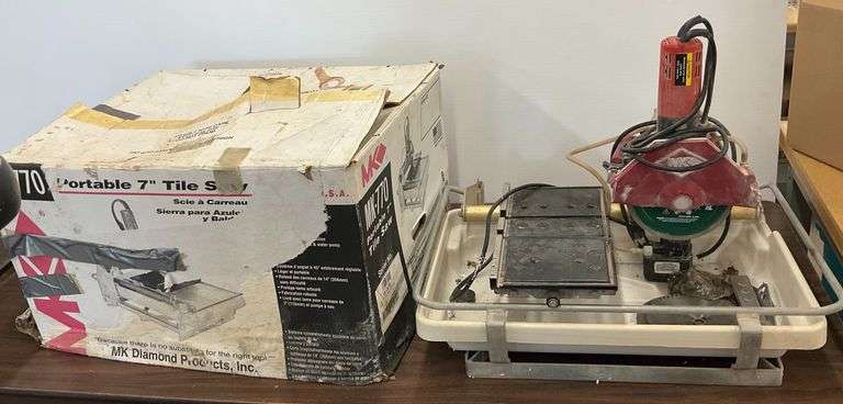 MK-770 Portable 7 in. Tile Saw with Original Box image