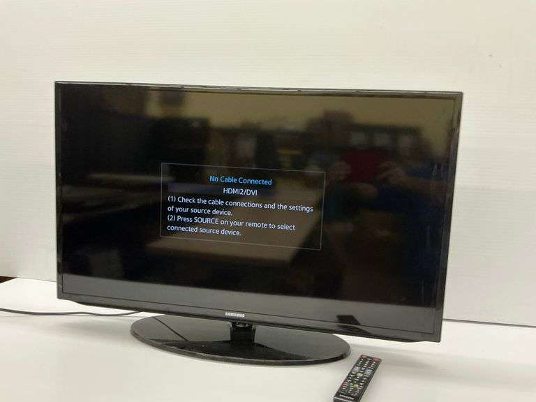 Samsung UN40H5203AF 40-in. LED TV with Remote image