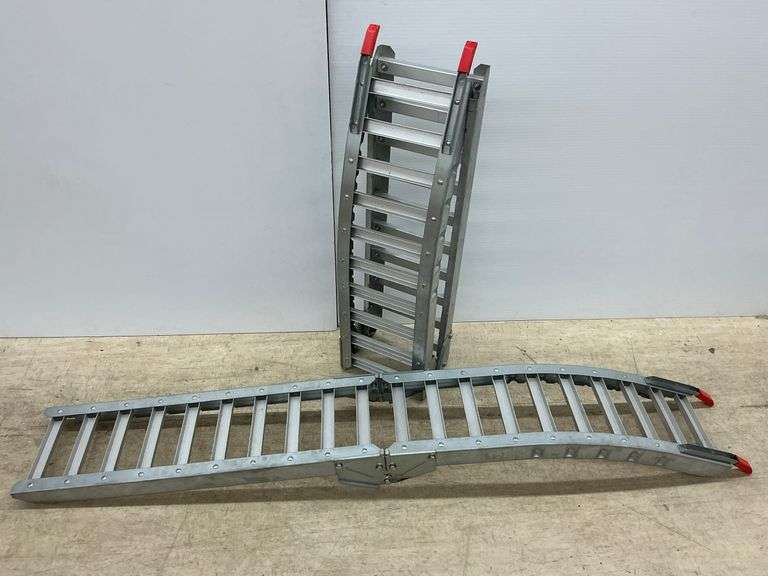 Haul Master Folding Arched Aluminum/Steel Ramp image