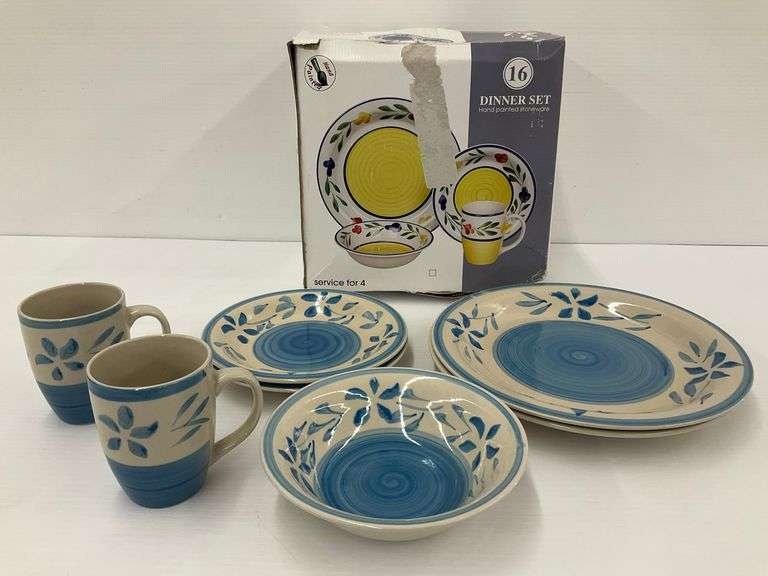 New 16-Piece Service for Four Dinnerware Set image