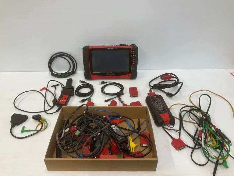 Snap-on Diagnostic Tool Set with M4 Scope Meter & Verus Edge image