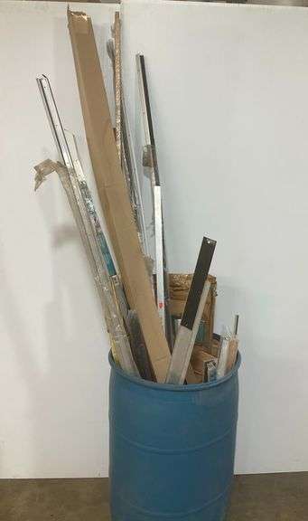 Mixed Lot of Construction Materials image