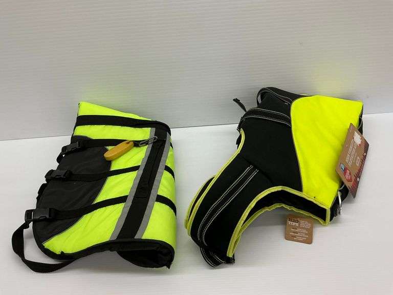 Arcadia Trail Dog Life Vests - Size Large and XX-Large image