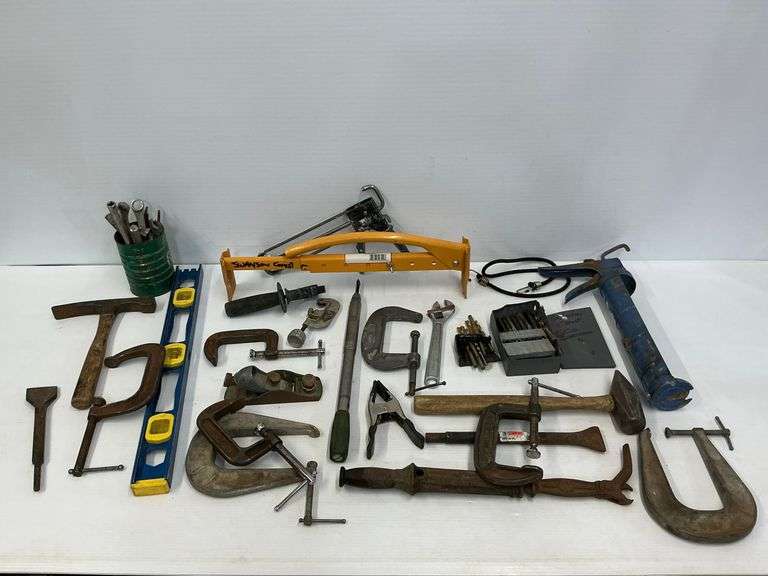 Mixed Lot of Construction and Hand Tools image