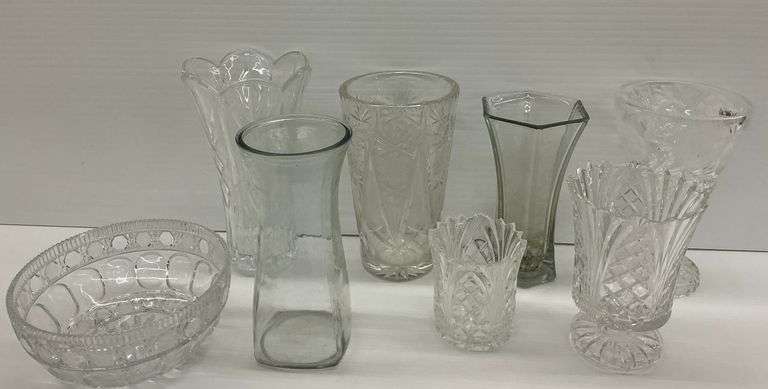 Crystal & Other Glassware: Vases and Bowl image