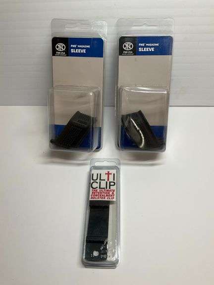 FNS Magazine Sleeves and UltiClip Holster Clip image