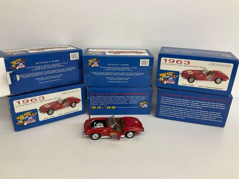 1963 Corvette Roadster 35th Anniversary Edition Model Cars image