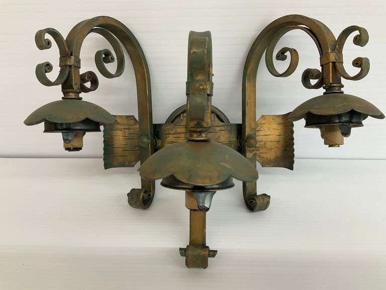 Vintage Ornate Metal Wall Sconce Light Fixture image