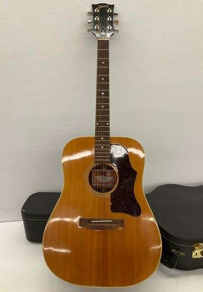 Gibson J-40 Acoustic Guitar with Case image