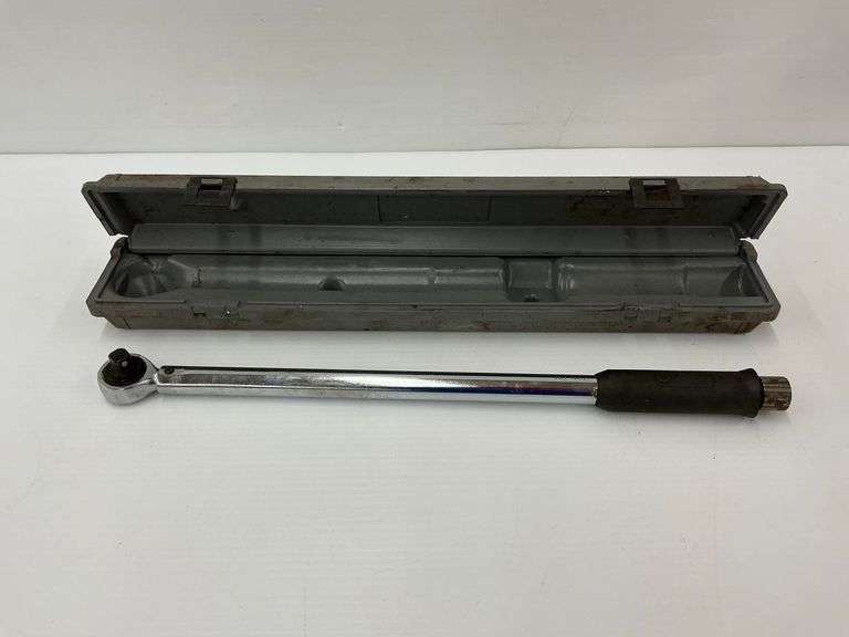 Torque Wrench with Case image