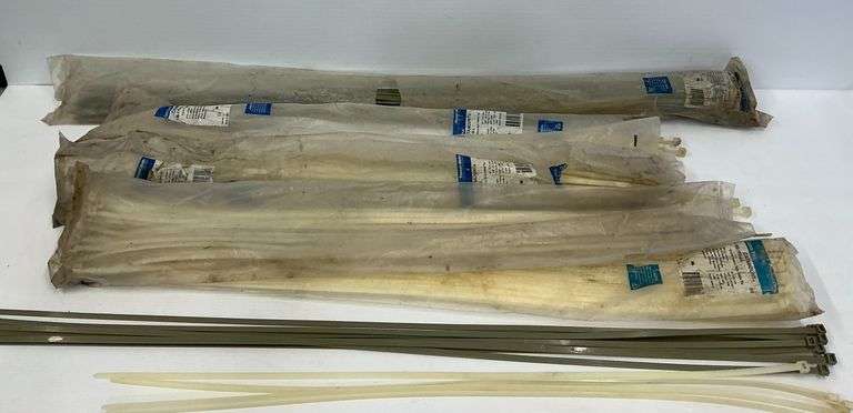 Thomas & Betts Catamount Cable Ties - Extra Heavy Duty image