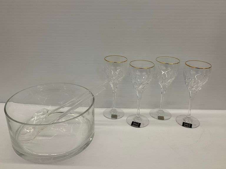 Mikasa Rendezvous Gold Wine Glasses and Colony Crafts Salad Bowl image